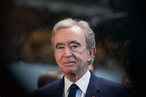 how bernard arnault become rich